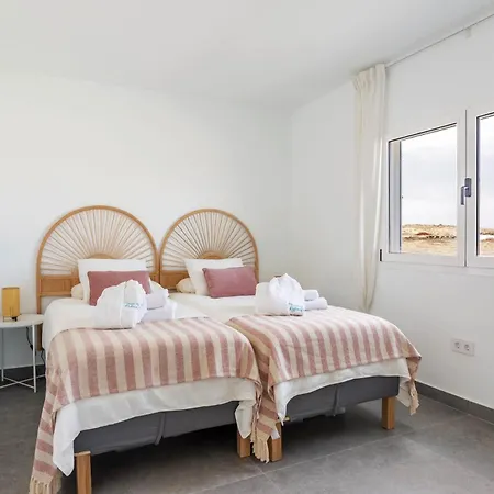Casita San Juan, Near Beach, Surf, Kite, Hike Tatil Evi Famara