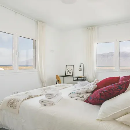 Casita San Juan, Near Beach, Surf, Kite, Hike Tatil Evi Famara